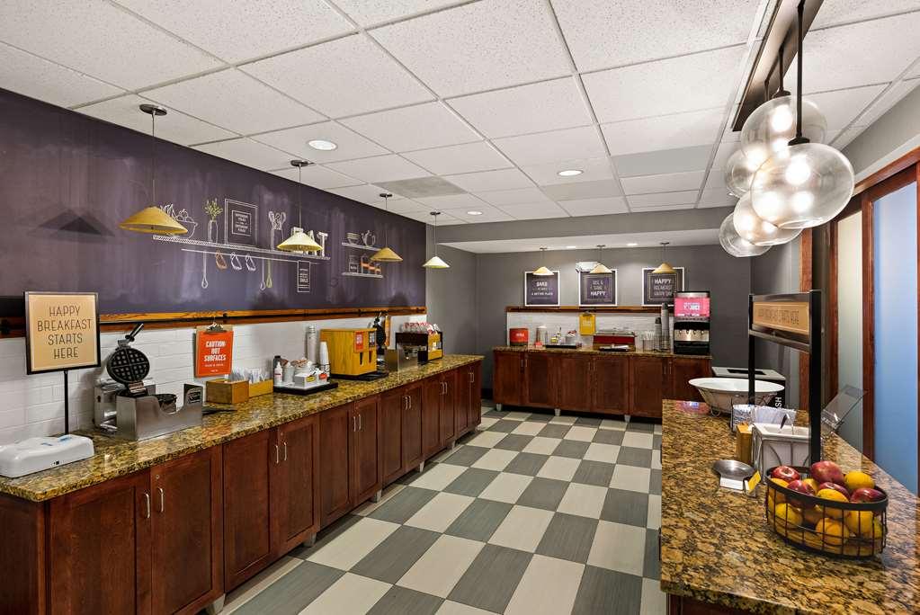 Hampton Inn & Suites Poughkeepsie Spackenkill Restoran foto